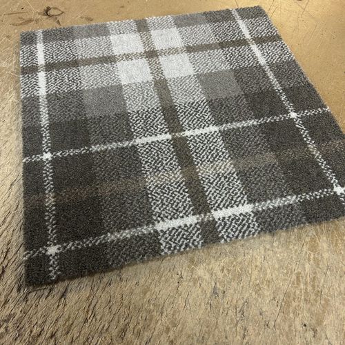 Tapis classique - OAKMORE TARTAN  - STEVENS AND GRAHAM - à carreaux / en nylon / en laine