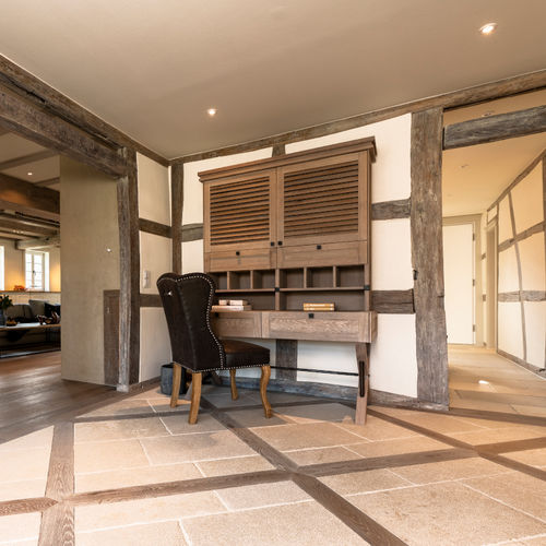 Meuble de rangement sur pied - QC FLOORS