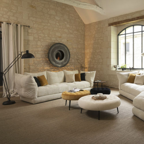 Canapé contemporain - SAWA - RALPH M. - en tissu / avec accoudoirs / personnalisable