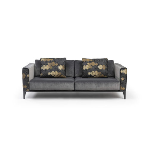 Canapé contemporain - STUDIO - RALPH M. - en tissu / avec accoudoirs / personnalisable