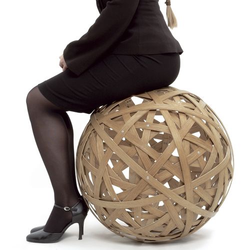 Tabouret design original - KLUWEN - RAUMGESTALT - en frêne / en chêne
