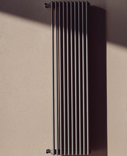 Radiateur à eau chaude - TUBOLAR - GRAZIANO RADIATORS - 751 w...1000 w / 1001 w...1500 w / 501 w...750 w