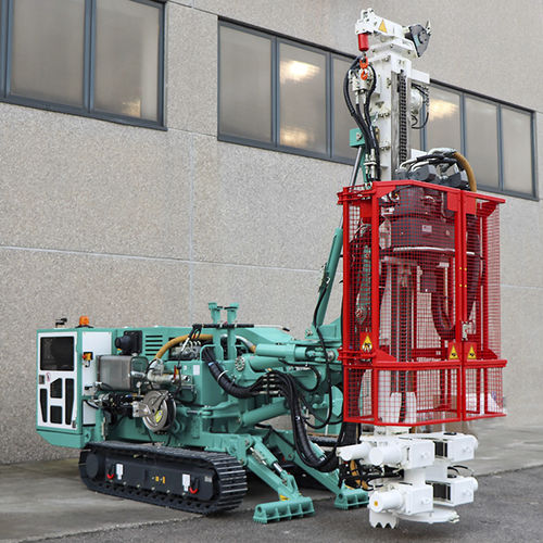 Foreuse à moteur diesel - C5 XP-2 - CASAGRANDE - Foundation Division - rotative / pour chantier de construction / sur chenilles