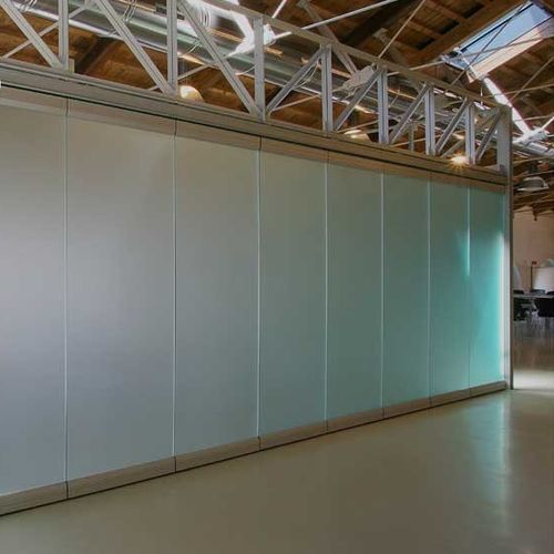 Panneau en verre acoustique - FOLD WALL FRAMELESS - CARVART - trempé / feuilleté / translucide