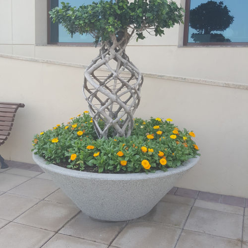 Jardinière en béton - UVE  - Mago Urban - circulaire / contemporaine / pour espace public