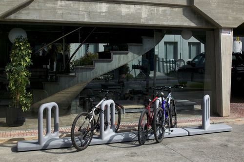 Range-vélo au sol - CYCLO - Mago Urban - pour espace public / en béton / professionnel
