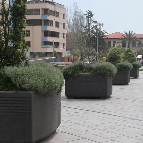 Jardinière en béton - FUAT - Mago Urban - rectangulaire / carrée / contemporaine
