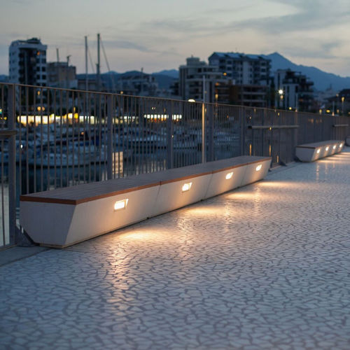 Banc public contemporain - OBLICUO C,D,I - Mago Urban - en bois / en béton / lumineux