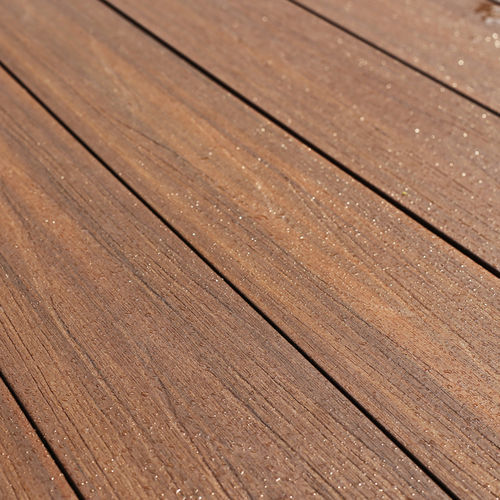 lame de terrasse en composite - Déco