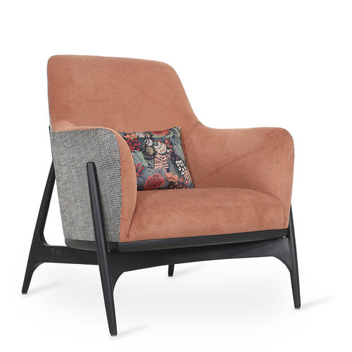 Fauteuil contemporain - SYVA - ALANKARAM - en tissu / bois / à coussins