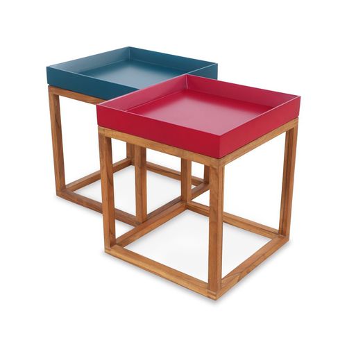 Table d'appoint contemporaine - TREI - ALANKARAM - en bois massif / avec piètement en teck / carrée