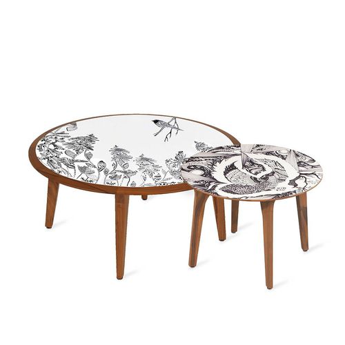Table moderne - BOYALI - ALANKARAM - en laine / avec piètement en bois / ronde
