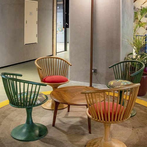 Table moderne - VARTULA - ALANKARAM - en teck / avec piètement en teck / ronde