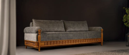 Canapé moderne - KLAS - ALANKARAM - en tissu / avec accoudoirs / à coussins