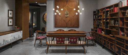 Panneau décoratif d'ameublement - PRANAMA - ALANKARAM - pour mur / en bois / teck