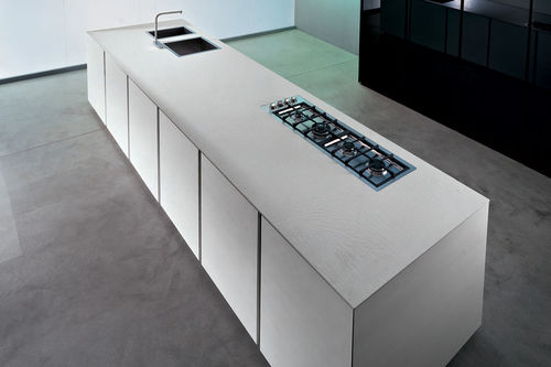 Cuisine contemporaine - M7 - Minimal Cucine - en bois massif / en bois laqué / en pierre naturelle