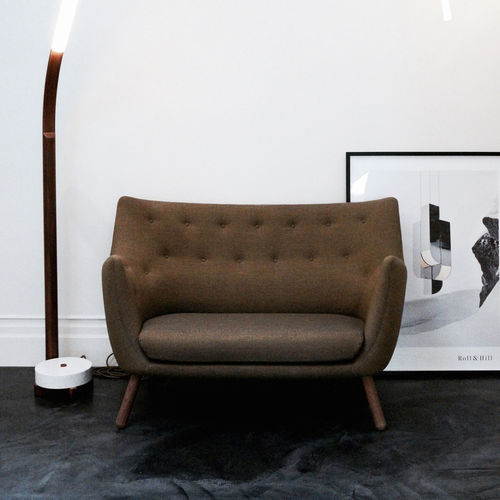 Canapé design scandinave - POET - Finn Juhl - en tissu / en cuir / blanc