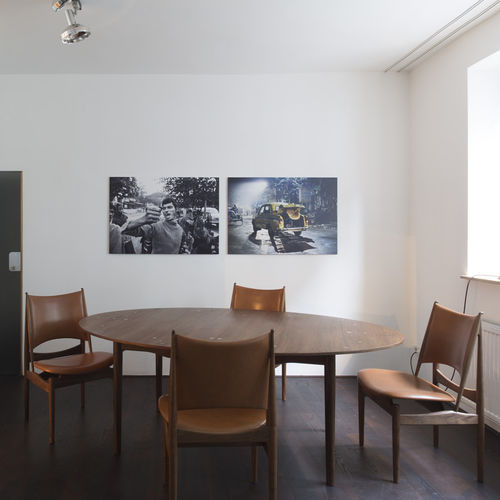 Table à manger design scandinave - SILVER  - Finn Juhl - en chêne / en noyer / en teck