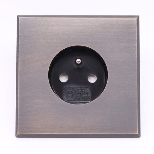 Prise électrique - COLLECTION EQUERRE - BRONZE ANTIQUE - MAISON ORSTEEL - murale / encastrable / en laiton
