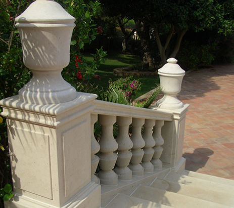 Balustrade en pierre naturelle - Julipedra - à barreaudage / d'extérieur / d'intérieur