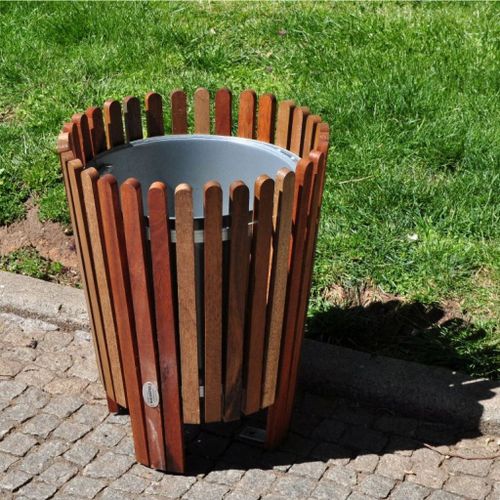 Poubelle en bois - JARDIM - Bragmaia - professionnelle / simple / classique