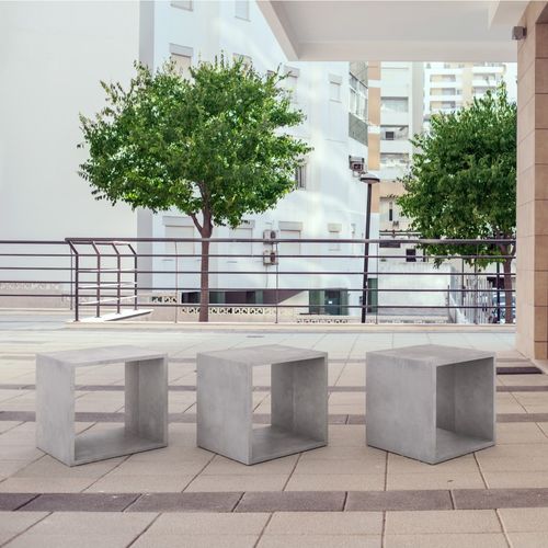 Tabouret contemporain - REGULAR - Modern Line - en béton / en satin / professionnel