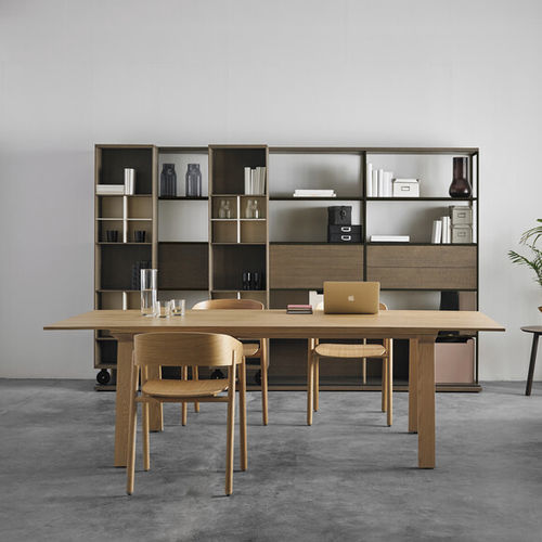 Table contemporaine - Mitis - STUDIO TK - en bois / avec piètement en bois / rectangulaire
