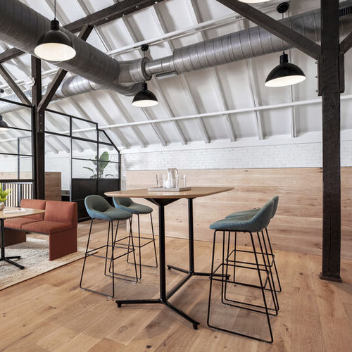 Table mange-debout contemporaine - BEVY - STUDIO TK - en placage de bois / en stratifié / en verre