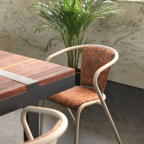 Chaise contemporaine - BICAchair - BICA chair - d'intérieur / en liège / avec piètement en bois