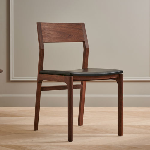 Chaise contemporaine - C205 series - KASTELLA - d'intérieur / en chêne / en noyer américain