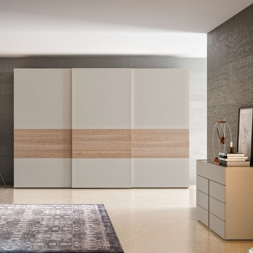 Armoire contemporaine - EASY - EMEDE - en bois laqué / à portes coulissantes / grise