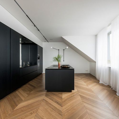 Parquet massif - HONEY - Frevini studio - en chêne / point de Hongrie / brossé