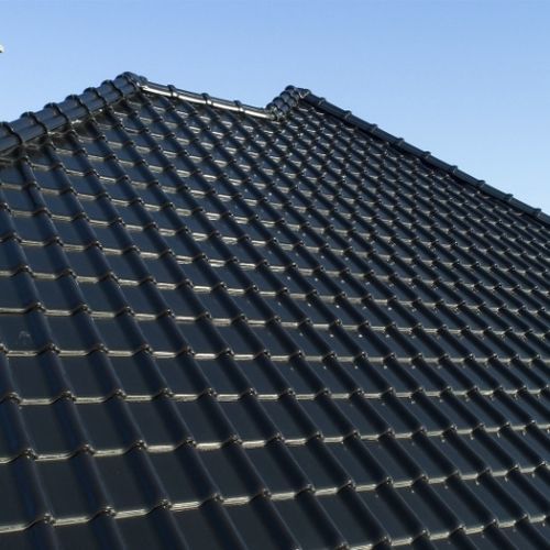 Tuile portugaise - RT 870 - Randers Tegl A/S - en terre cuite / grand moule / noire