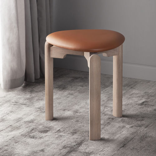 Tabouret contemporain - MEET - Kristensen & Kristensen A/S - en cuir / en bois / avec piètement en bois