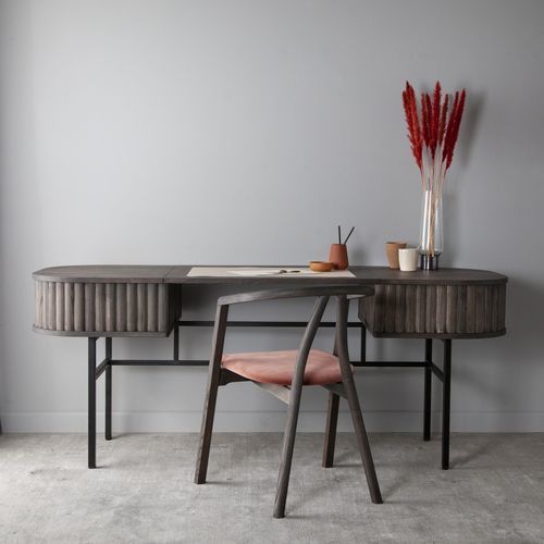 Bureau sur pied - VELVET - Kristensen & Kristensen A/S - contemporain / en frêne / courbé