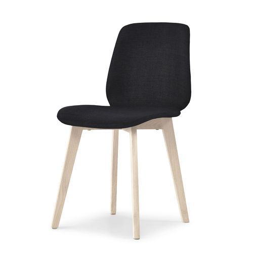 Chaise de salle à manger design scandinave - EDGE 2 CUT  - PBJ Mobler ApS - d'intérieur / en tissu / en stratifié
