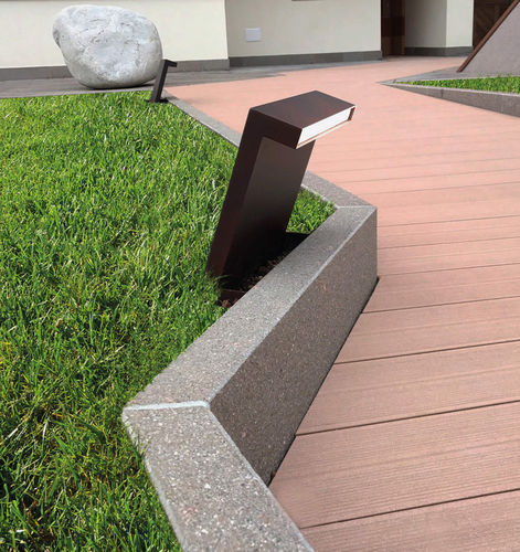 Borne d'éclairage de jardin - Elle - Hi Project srl - Brillamenti - contemporaine / en acier inoxydable / en polycarbonate