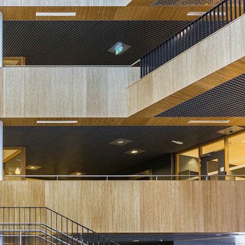 Faux-plafond en aluminium - QUADRO T - Integra - Interior Systems - en panneaux / pour bureau / d'intérieur
