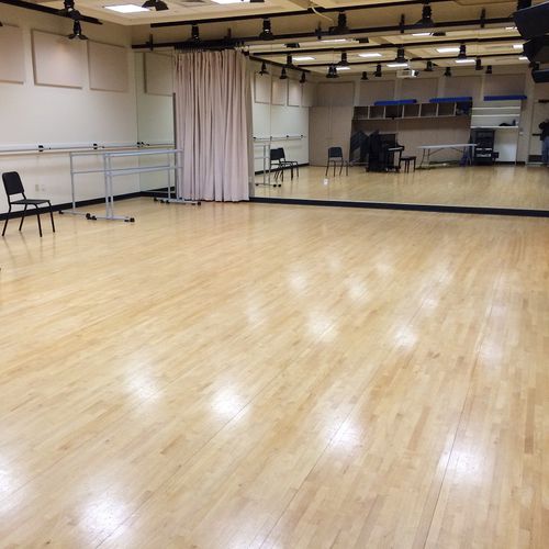 Sol sportif d'intérieur - LE LENA B - Robbins Performing Arts - en bois / pour salle de danse