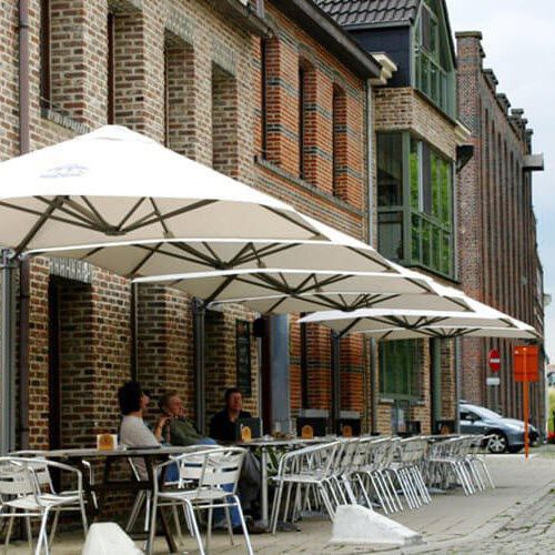 Parasol à mât central - P6 PRO - Solero Parasols - mural / en tissu / en toile