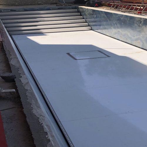 Fond mobile pour piscine - ANTIBES - Unikpools