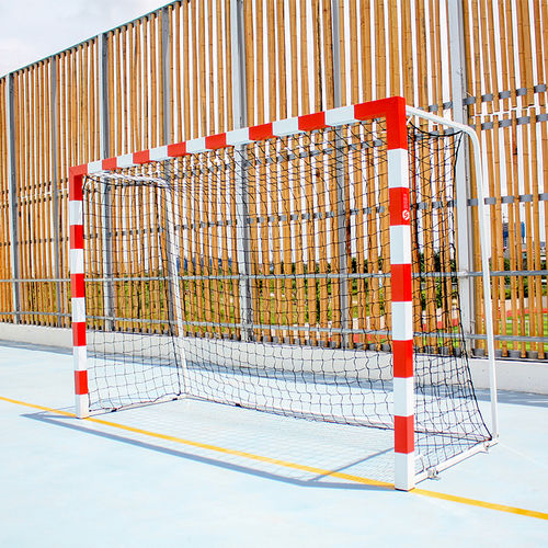 Filet de handball en HDPE - S16820 - SODEX SPORT - noir / blanc / trapézoïdal