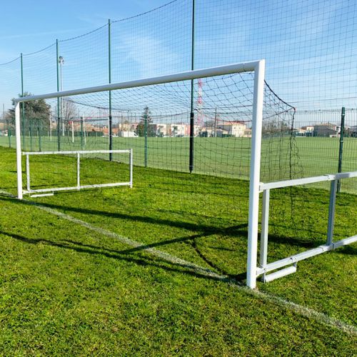 Filet de football en HDPE - S12774 - SODEX SPORT - en polyéthylène / noir / triangulaire