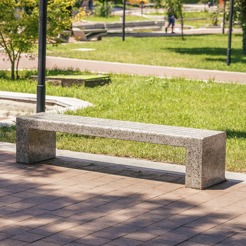 Banc public contemporain - 83 - Encho Enchev - ETE - en béton à haute performance / en béton fibré / en béton armé