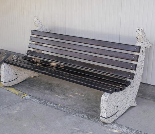 Banc public design original - WHALE - Encho Enchev - ETE - en bois / en béton à haute performance / en béton fibré