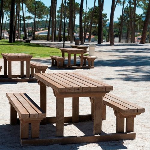 Ensemble table et bancs contemporain - Rùstica - Extruplas - en plastique recyclé / d'extérieur / pour espace public