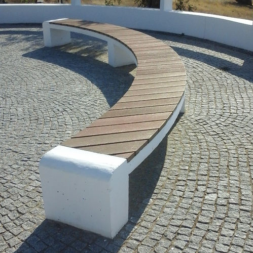 Banc public contemporain - Pavia - Extruplas - en plastique recyclé / sans dossier / sans accoudoirs