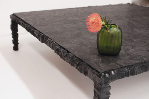 Table basse contemporaine - MODENA - Atelier Stefan Leo - en fer / en ardoise / carrée