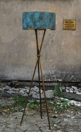 Lampe sur pied - CROISETTE - Atelier Stefan Leo - en bronze / contemporaine / d'intérieur