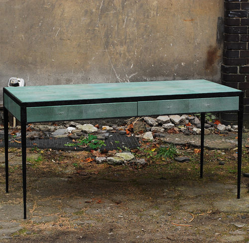 Bureau classique - TABALTA - Atelier Stefan Leo - en bronze / en fer forgé / en cuir